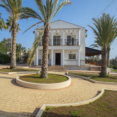 Benetta Villa